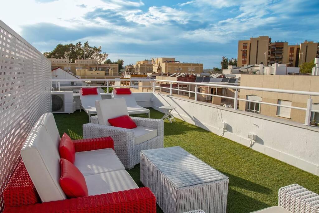 Penthouse Raggio Apartment เซบีญา ภายนอก รูปภาพ